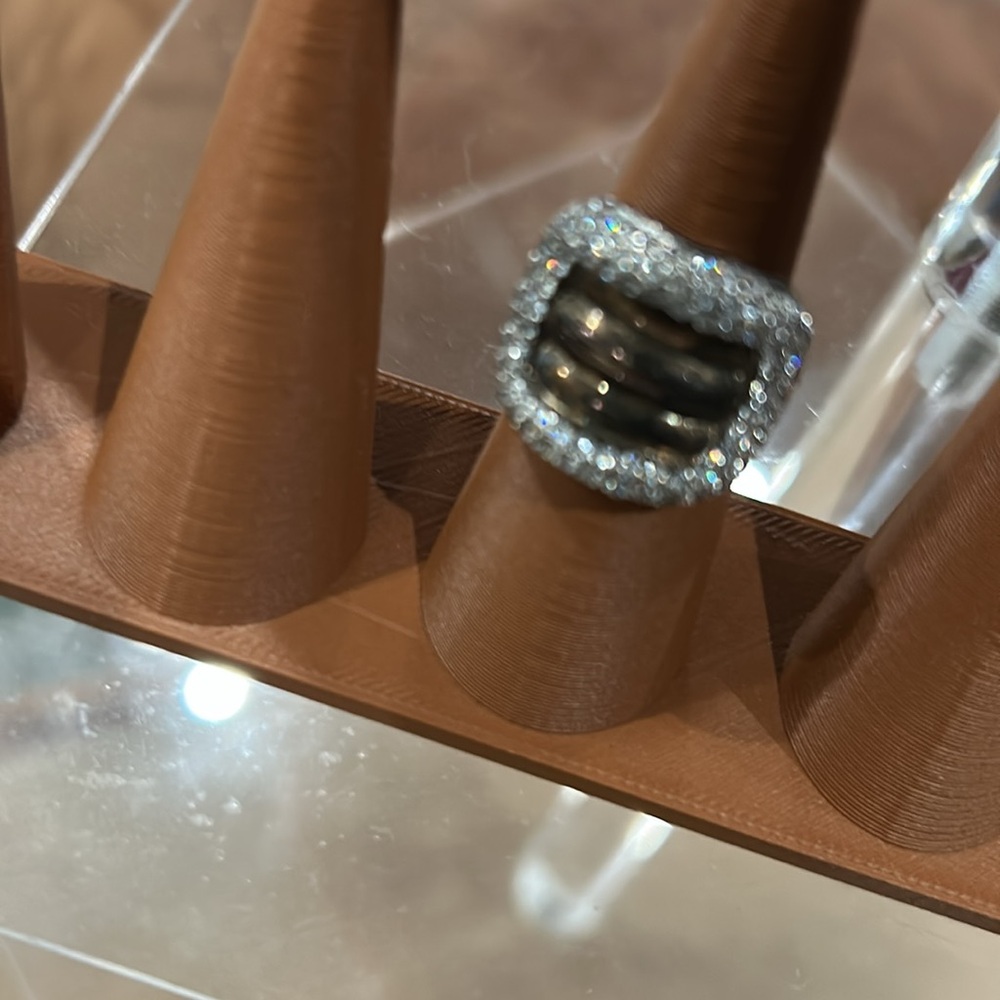 🔥 Statement-Making Rings designer style ring - Picture 2 of 4